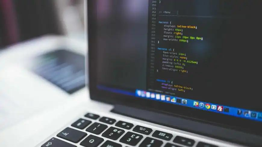 b站iframe宽度自适应